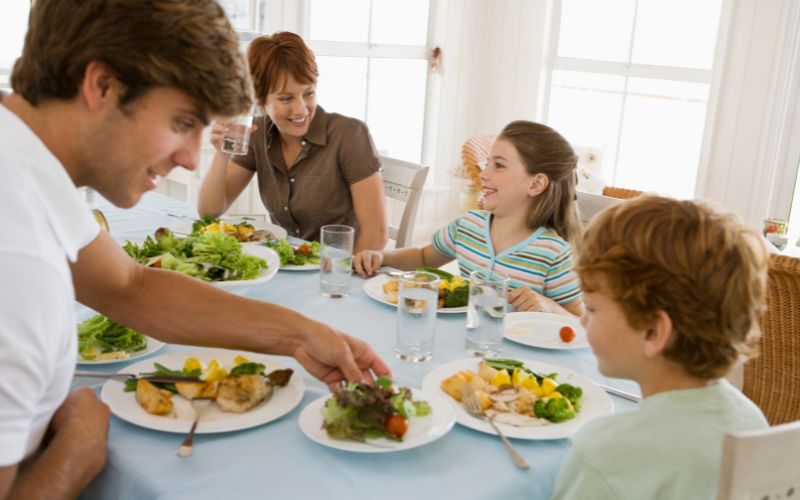 Mindful Eating for Families: Creating Healthy Habits Together